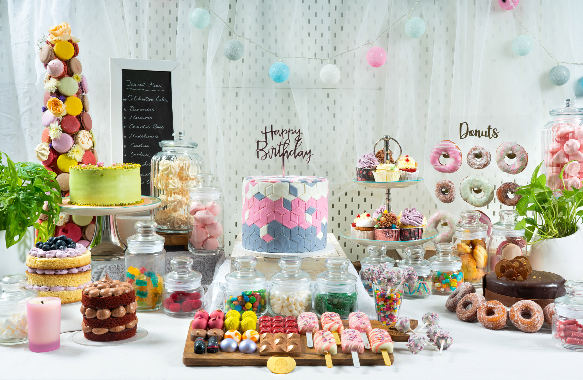 customized Cakes in kochi